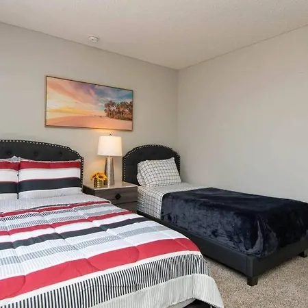 Hollywood 2Bed Apt W Rooftop Pool & Panoramic View